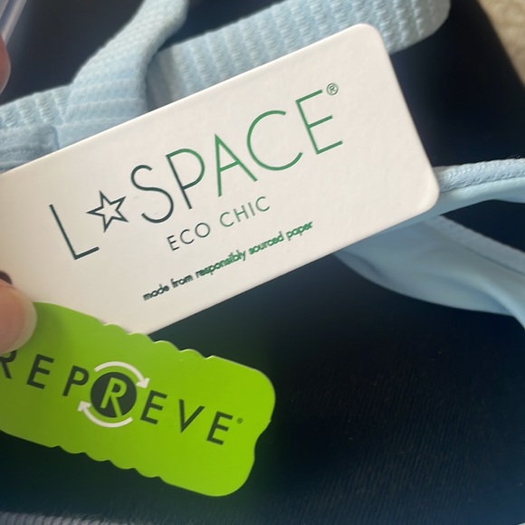 L space blue swim top - Picture 6 of 8